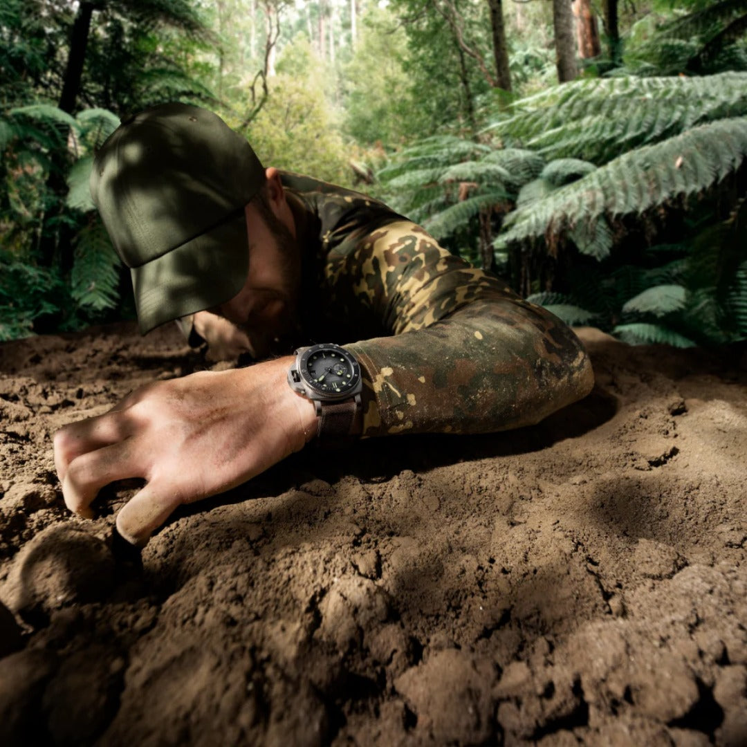 Orologio in acciaio Submersible Navy SEALs Panerai