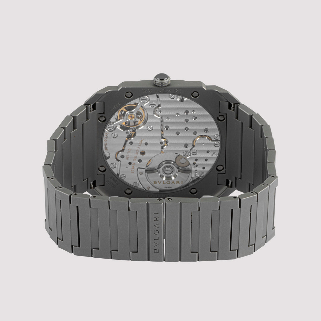 Orologio in titanio Octo Finissimo Bulgari