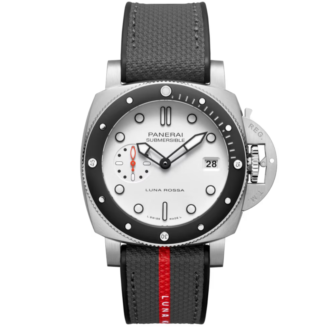 Watch in steel Submersible Luna Rossa Panerai