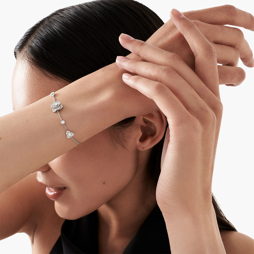 Gioiello in oro bianco Bracciale Rose Piaget