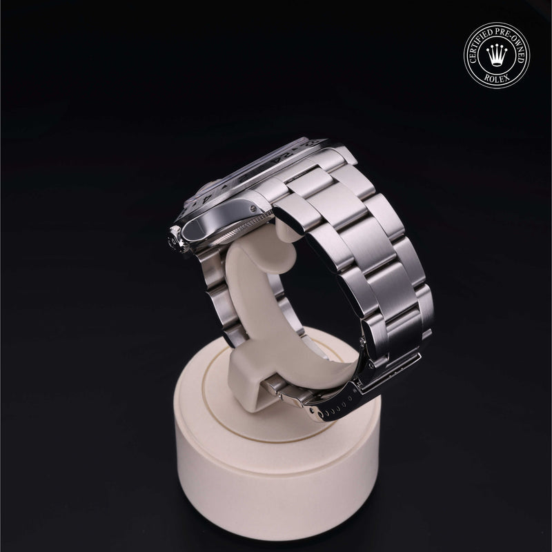 Rolex Certified Pre-Owned Oyster Perpetual Explorer II 40 mm acciaio Oystersteel  16570