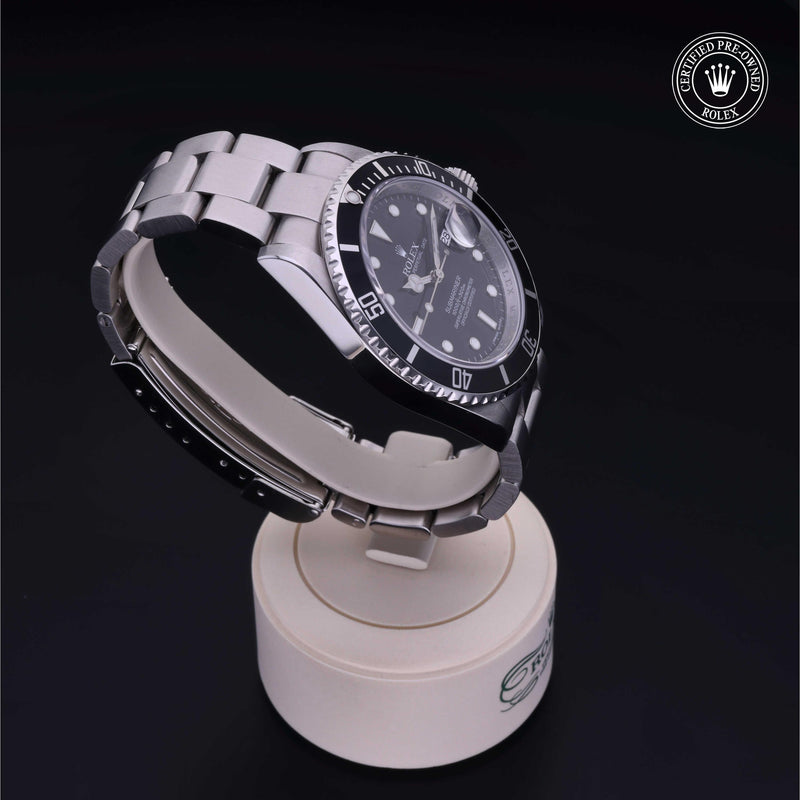 Rolex Certified Pre-Owned Oyster Perpetual Submariner 40 mm Steel 2008 16610