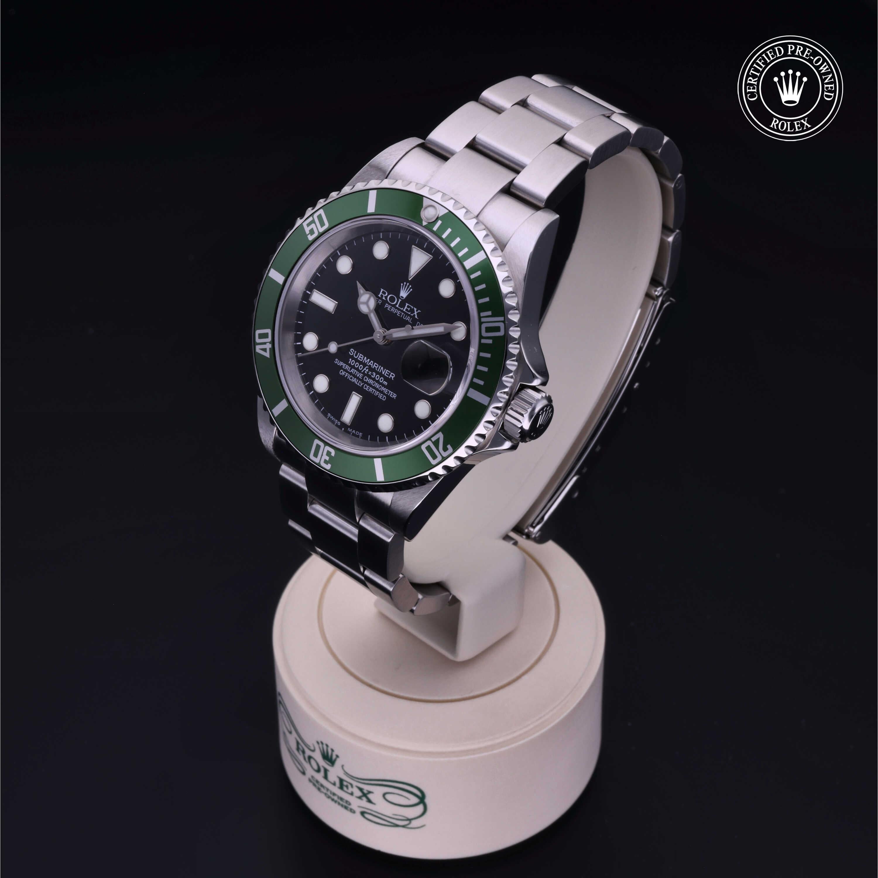 Rolex Certified Pre-Owned Oyster Perpetual Submariner 40 mm Acciaio 2000 16610LV