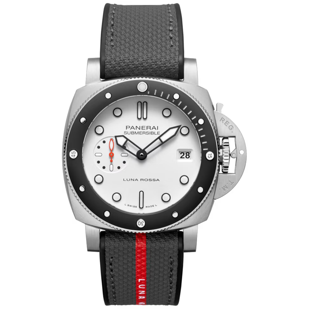 Watch in steel Submersible Luna Rossa Panerai