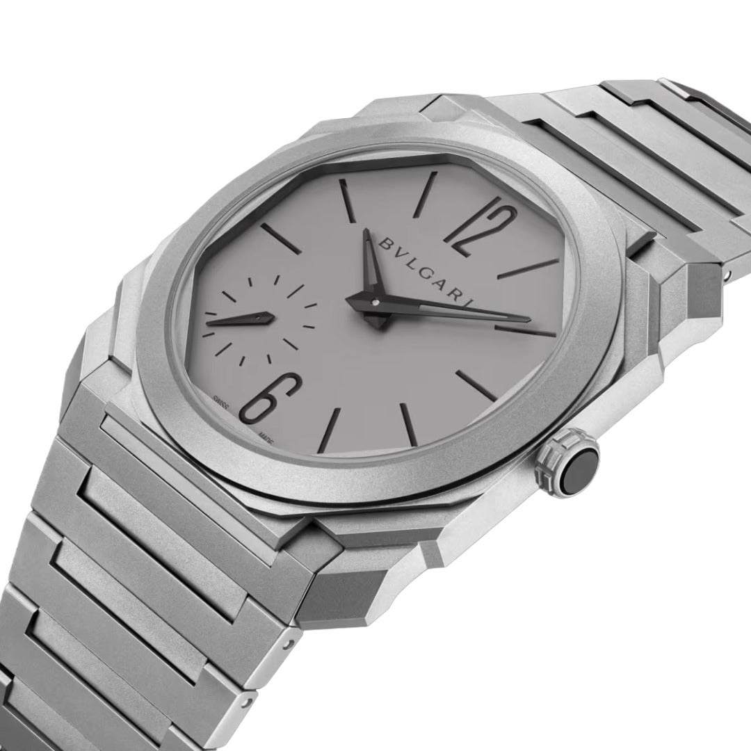 Watch in titanium Octo Finissimo Bulgari