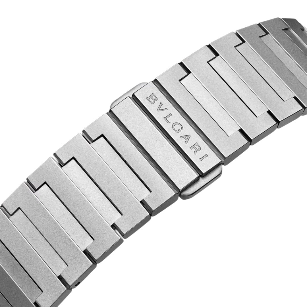 Watch in titanium Octo Finissimo Bulgari