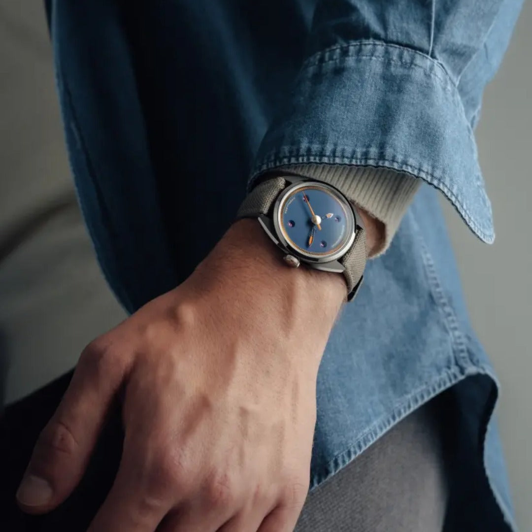 Orologio in titanio Caballero Avio Blue Singer