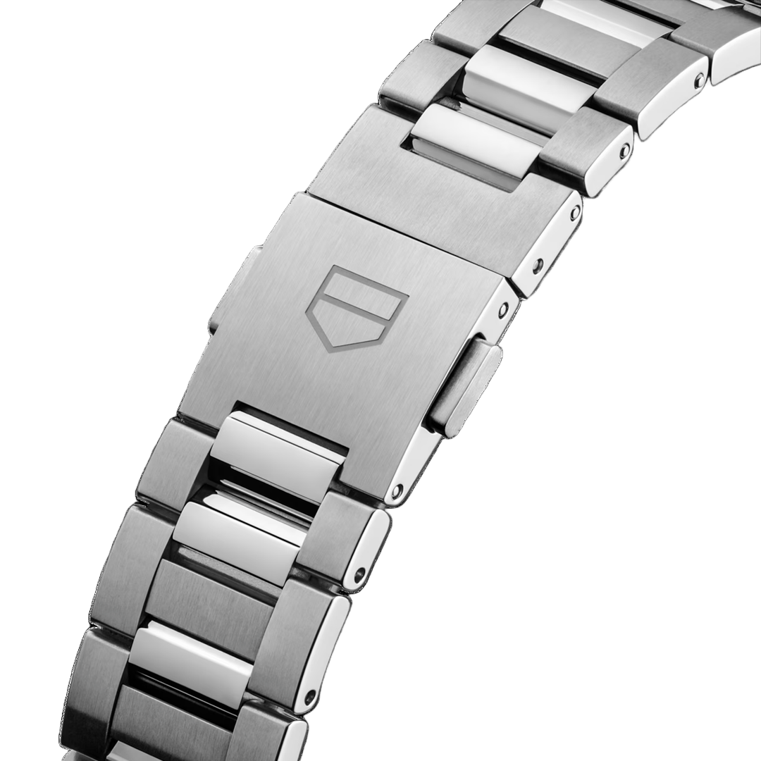 Watch in steel Carrera Date Tag heuer