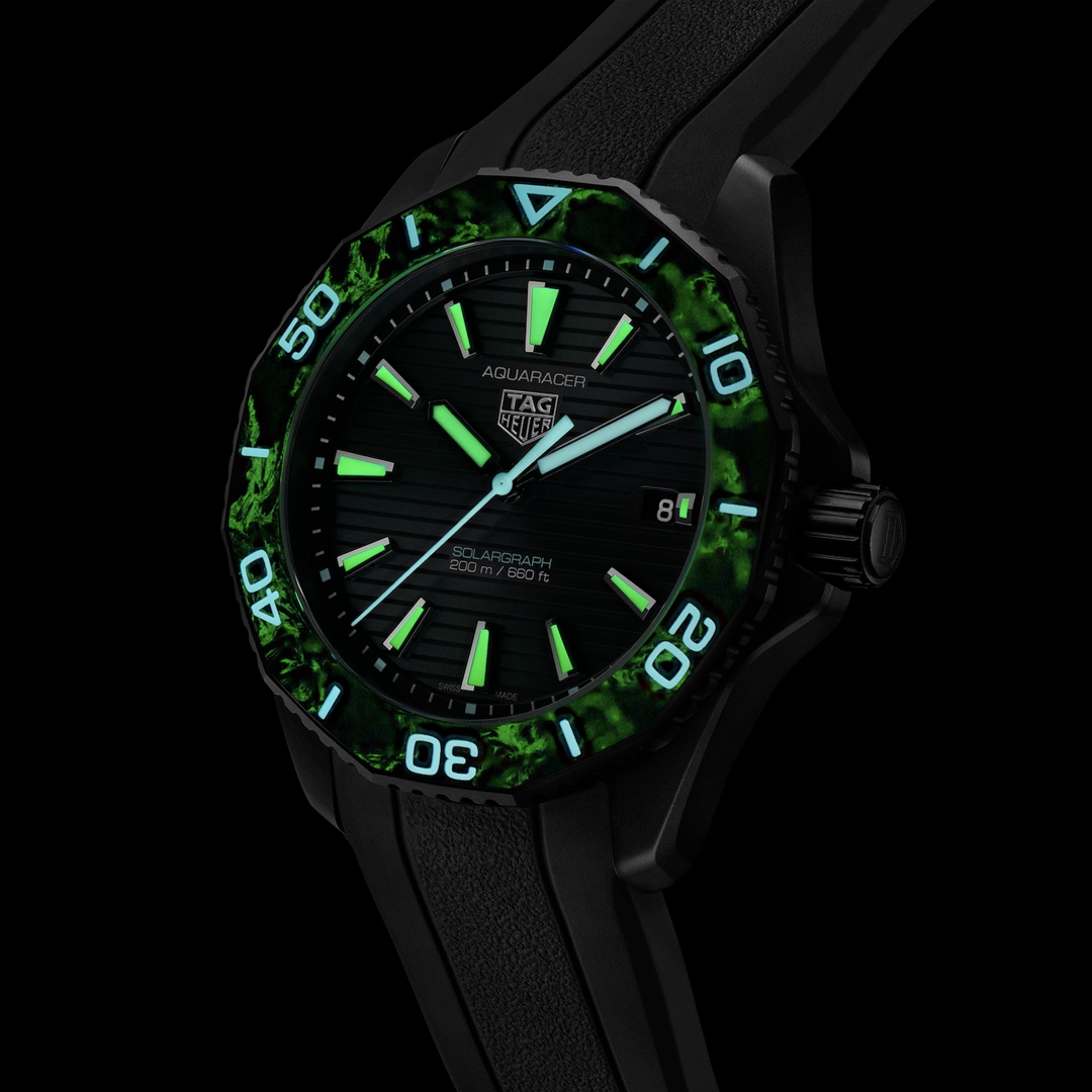 Watch in steel and carbon Aquaracer Professional 200 Solargraph Tag heuer