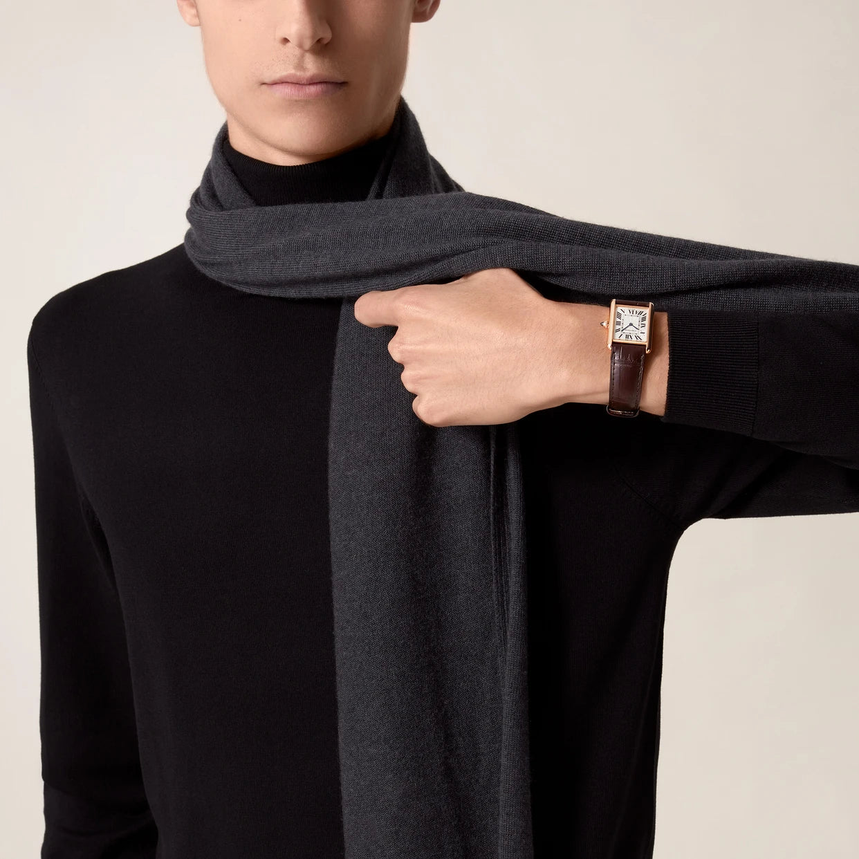 Watch in rose gold Tank Louis Cartier