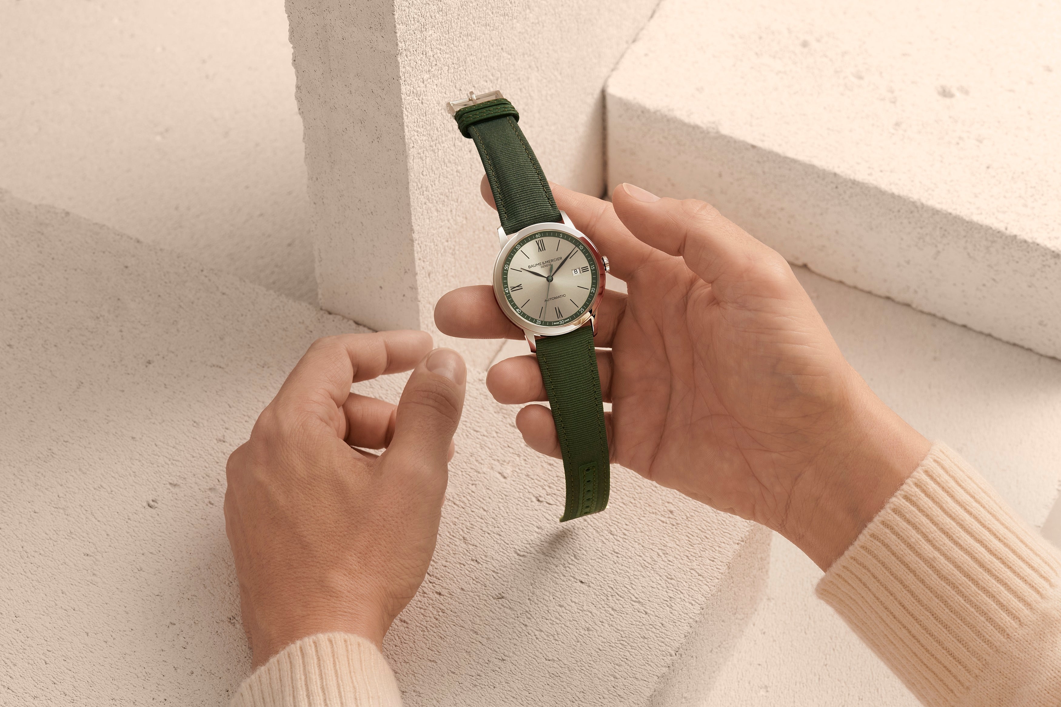 Watch in steel Classima Baume et mercier