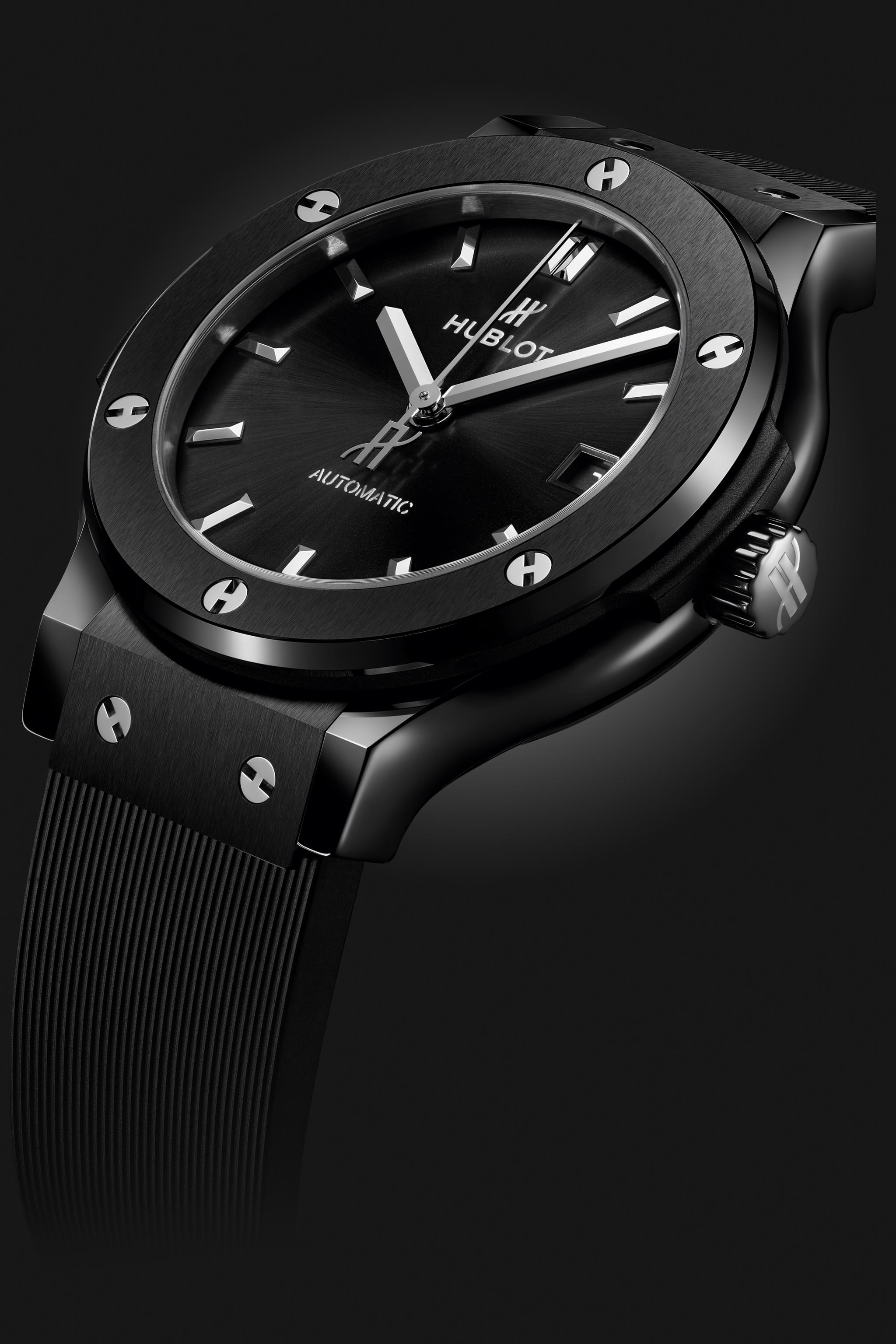 Watch in steel Classic Fusion Black Magic Hublot