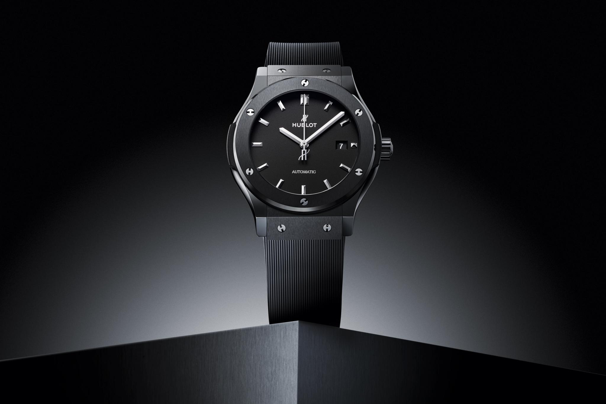 Watch in steel Classic Fusion Black Magic Hublot