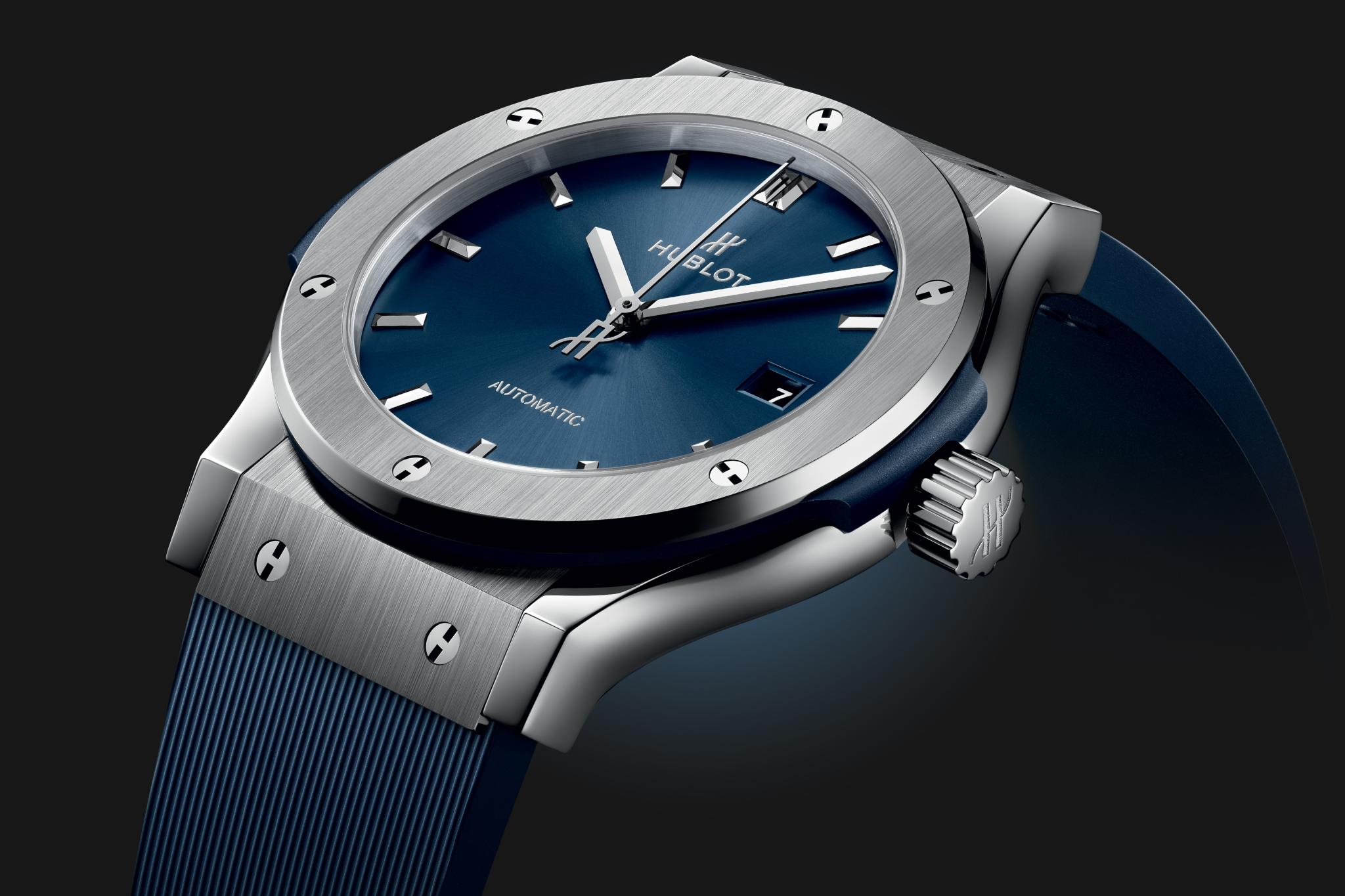 Watch in titanium Classic Fusion Titanium Blue Hublot