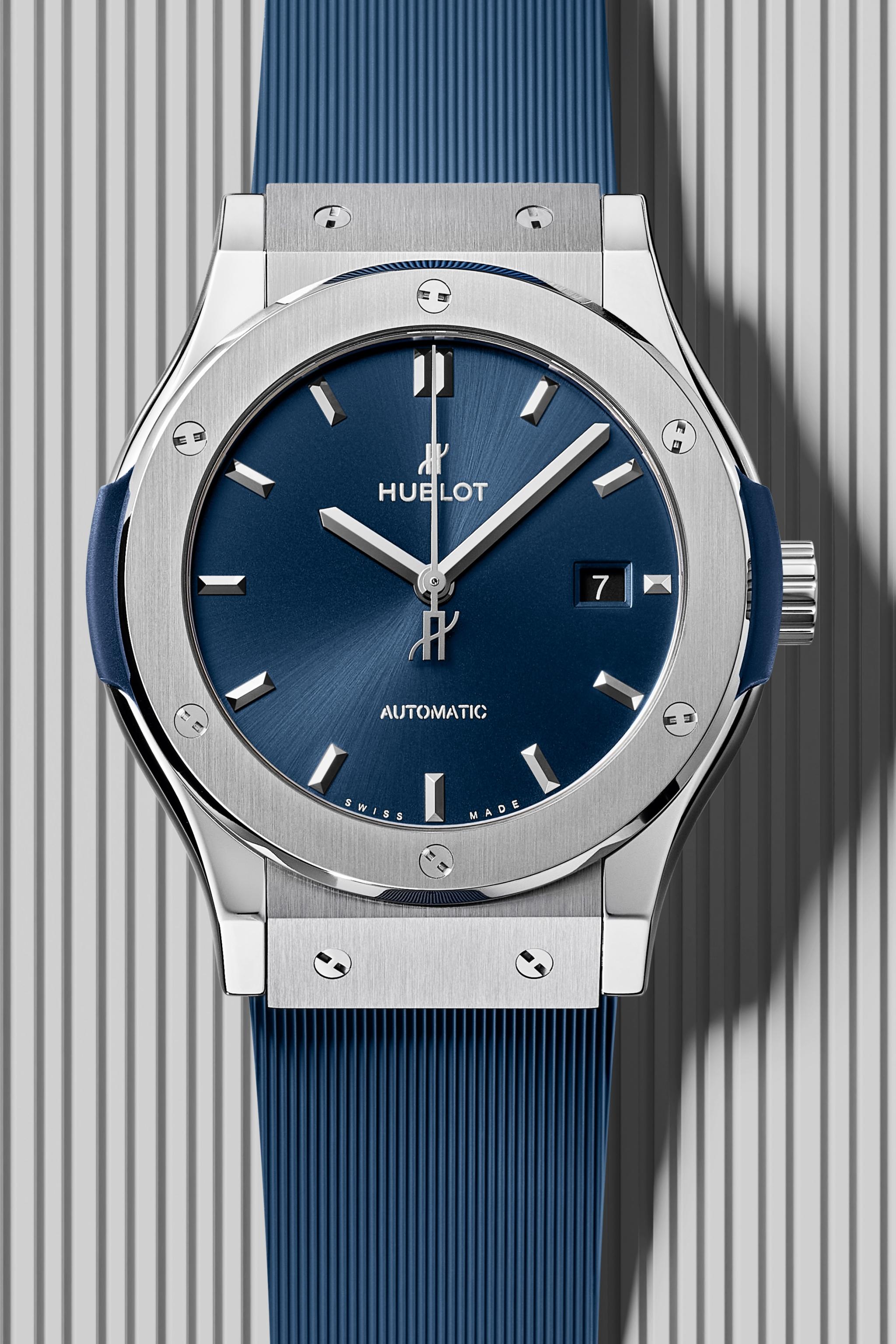Watch in titanium Classic Fusion Titanium Blue Hublot
