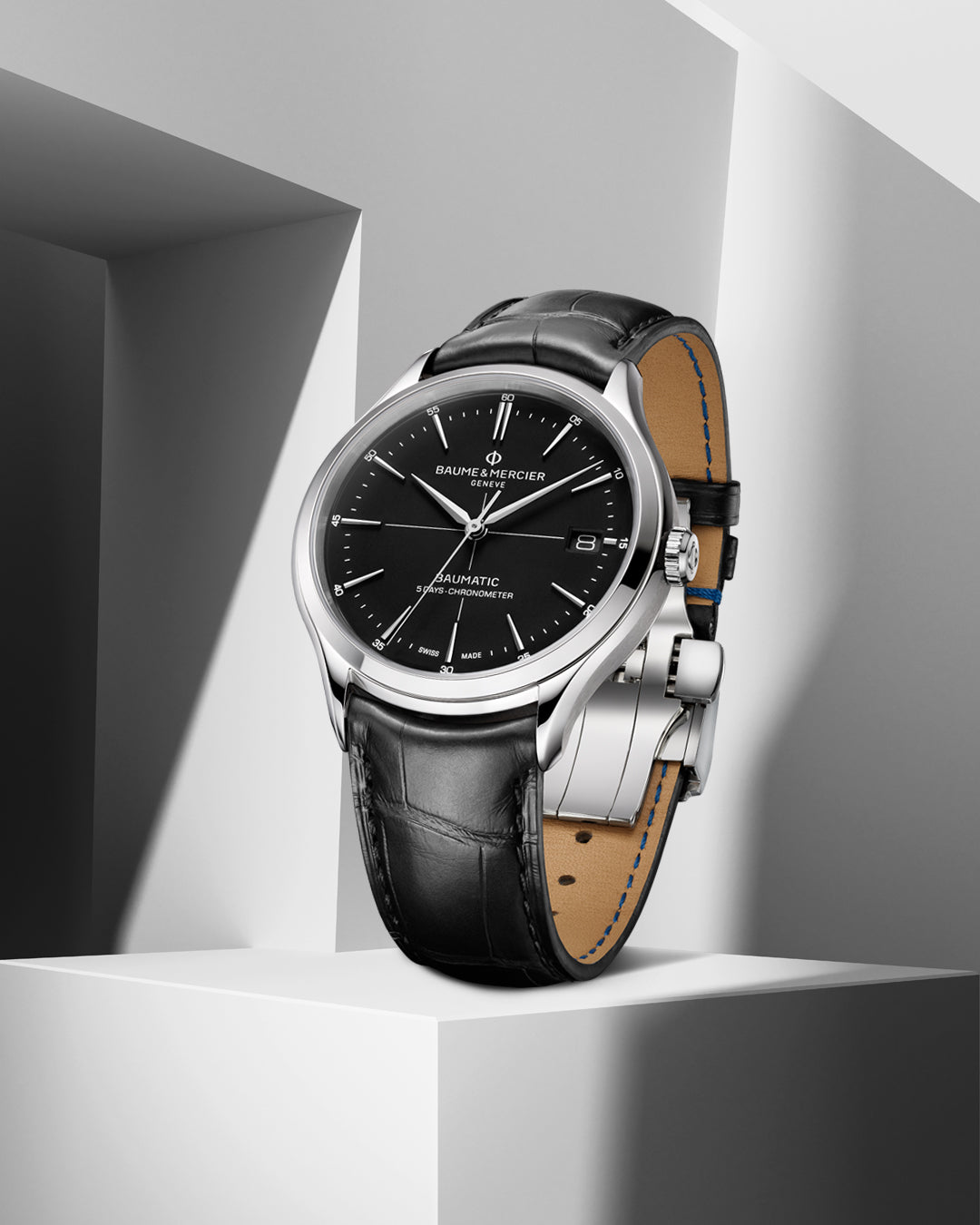 Watch in steel Clifton Baume et mercier