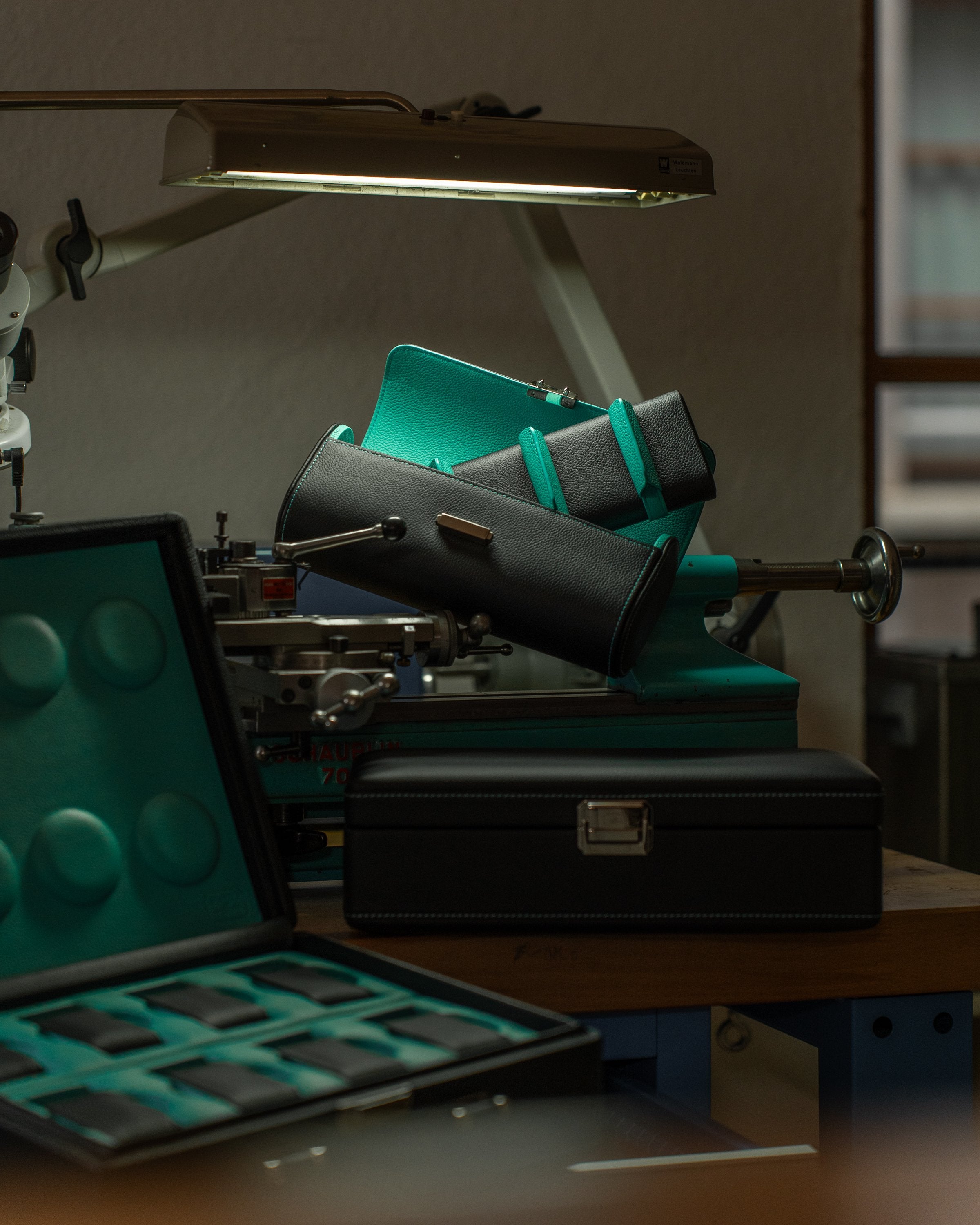 Accessorio in panama leather Valigetta 4 Tiffany/Black Scatola del tempo