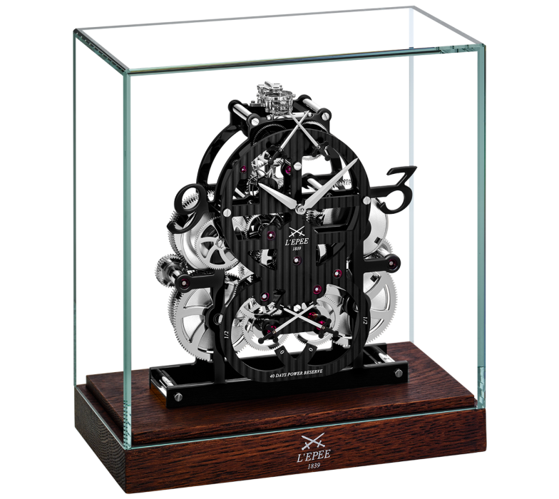 Accessorio in ottone e palladio Le Duel Blackpearl orologio da tavolo L epee