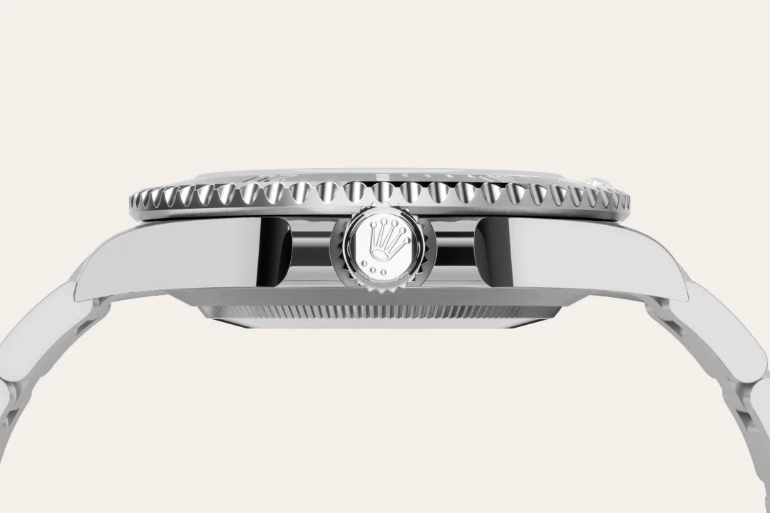 Rolex Submariner in Oystersteel, M124060-0001 - Sergio Capone