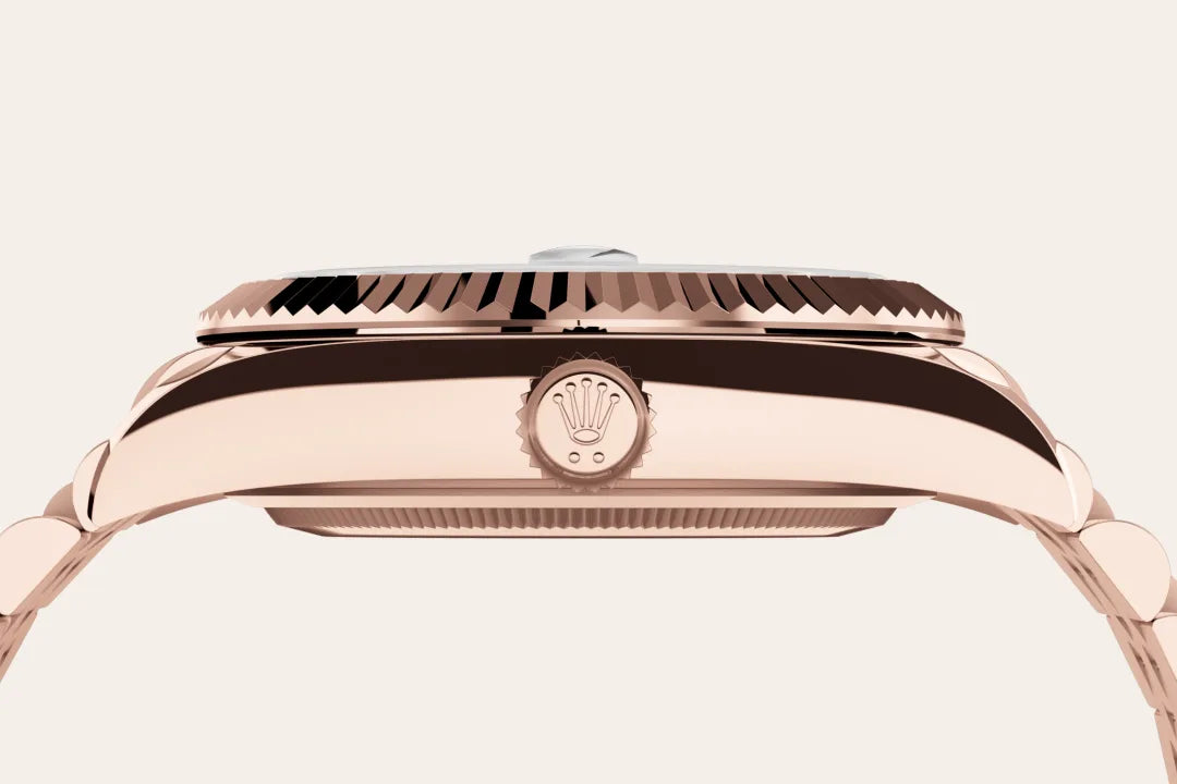 Rolex Sky-Dweller in 18 ct Everose gold, M336935-0008 - Pisa 1940