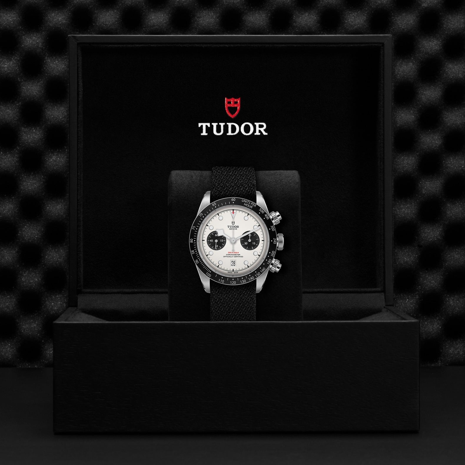 TUDOR Black Bay Chrono, 41 mm5