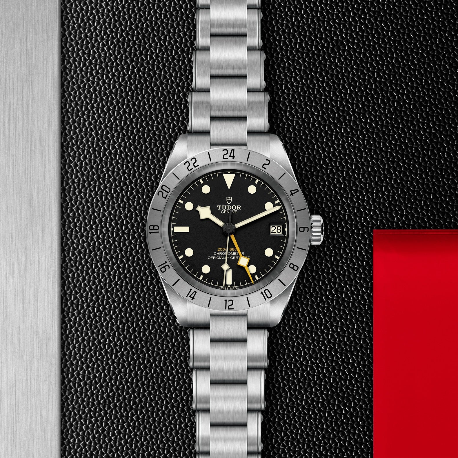 Orologio in acciaio Black Bay PRO, 39 mm Tudor