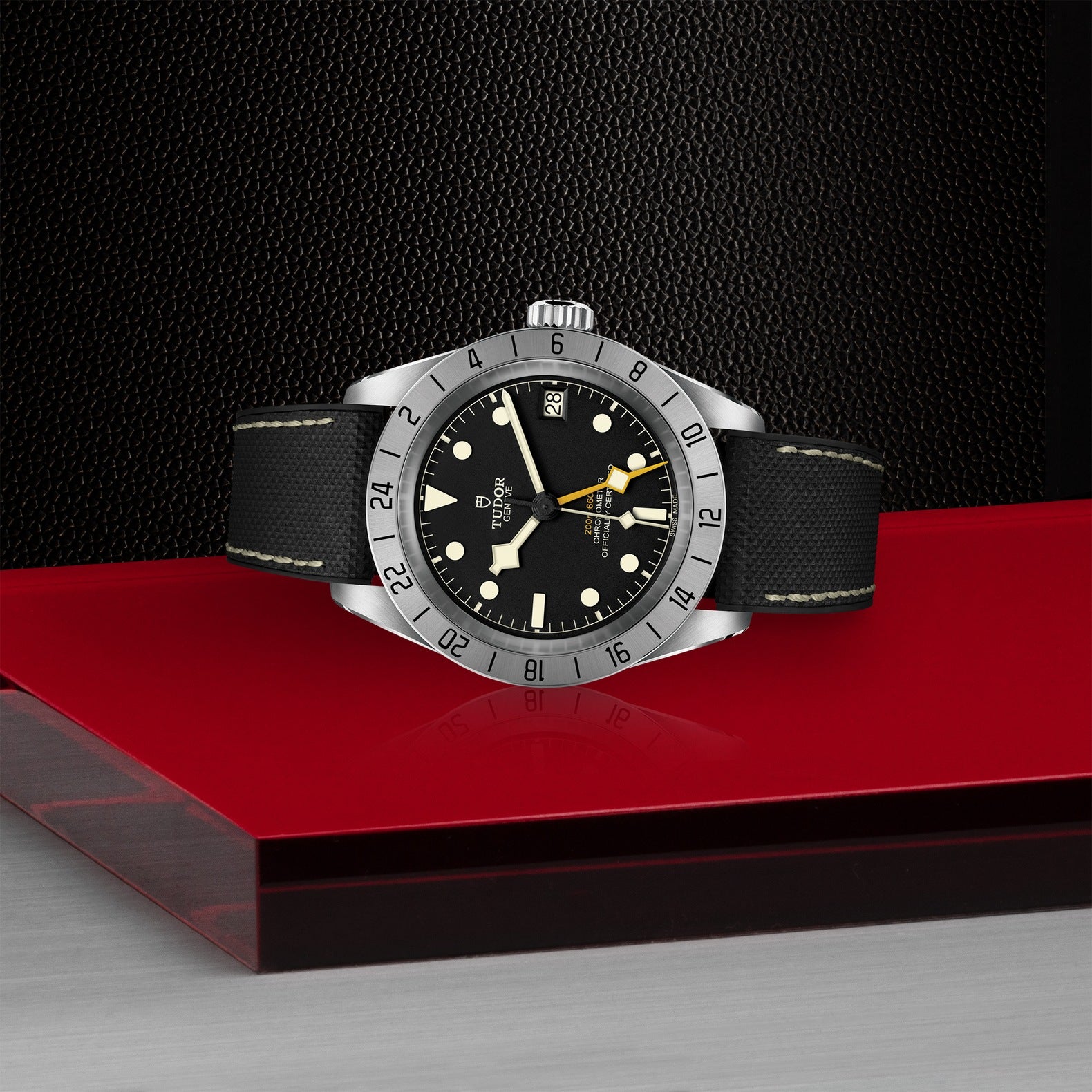Orologio in acciaio Black Bay PRO, 39 mm Tudor