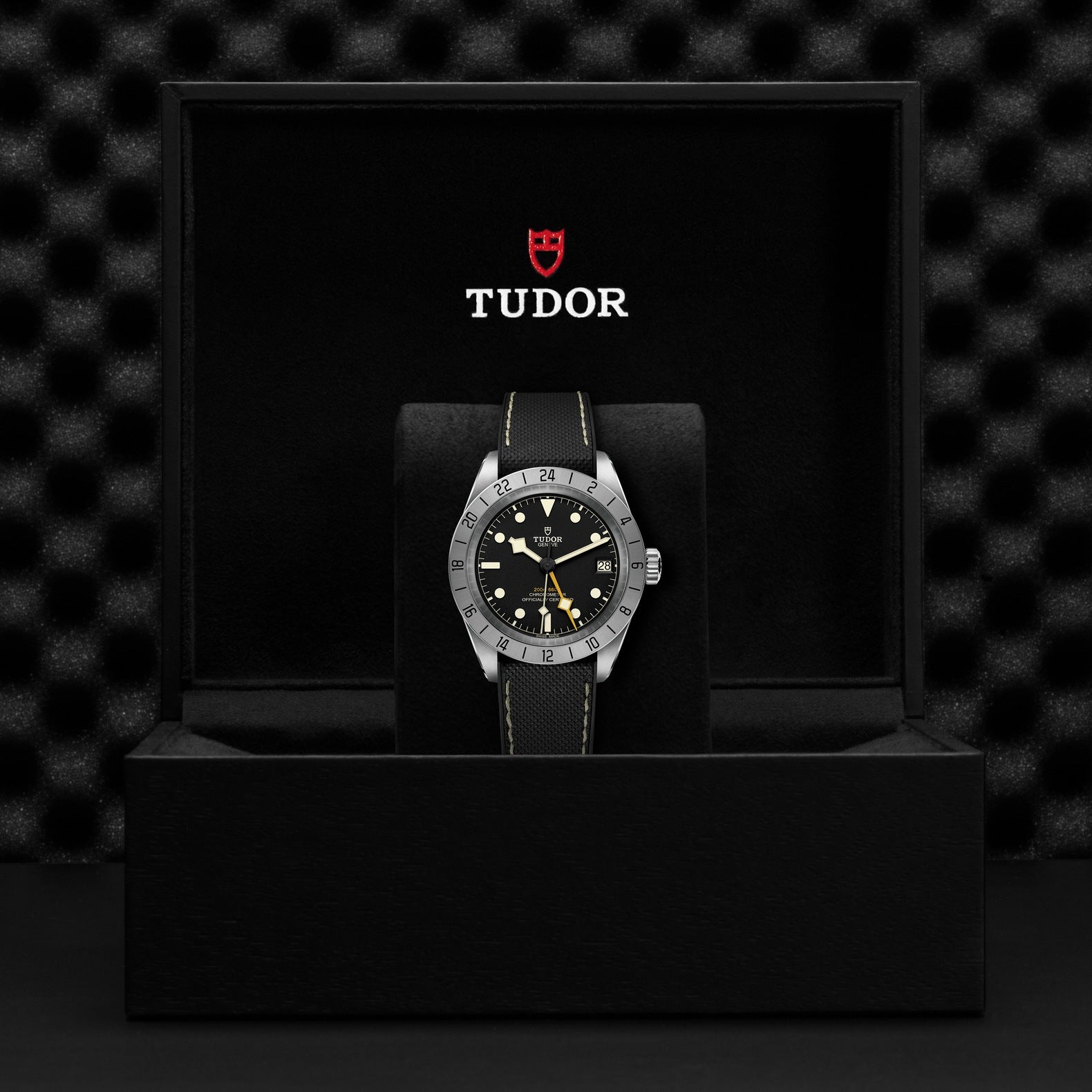 Orologio in acciaio Black Bay PRO, 39 mm Tudor
