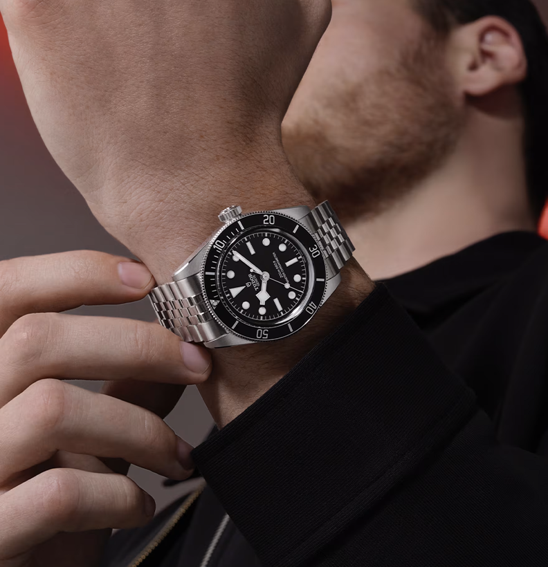Watch in steel Black Bay, 41 mm Tudor