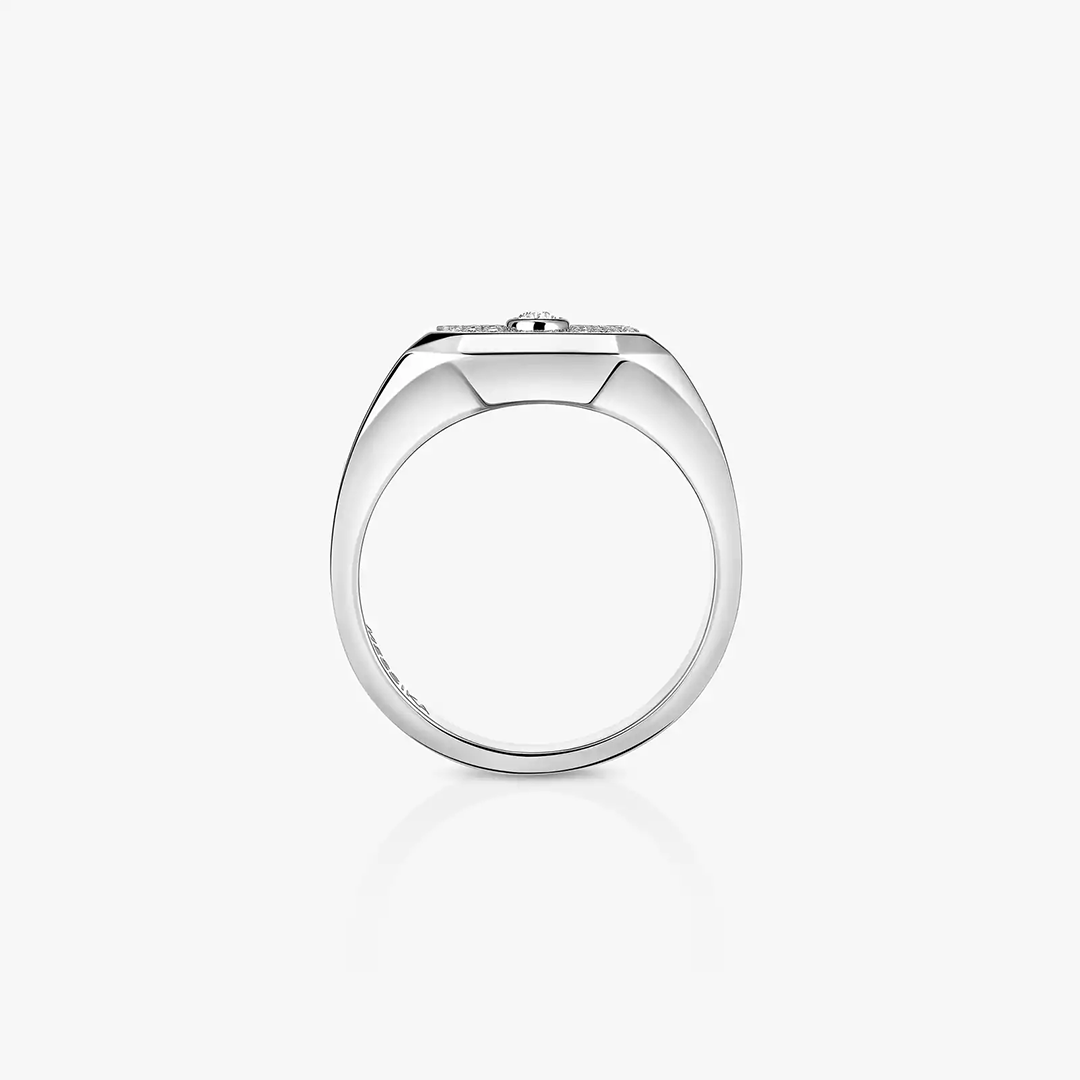 Ring in white gold Move Joaillerie pavé signet ring Messika