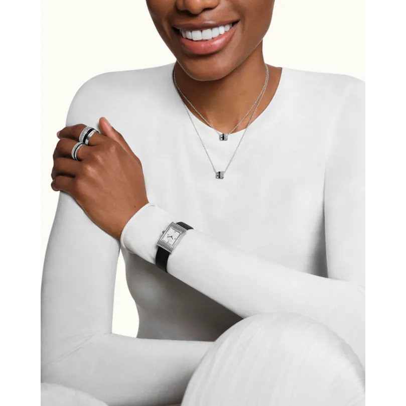 Gioiello in oro bianco Collana Quatre Black Edition, motivo S Boucheron