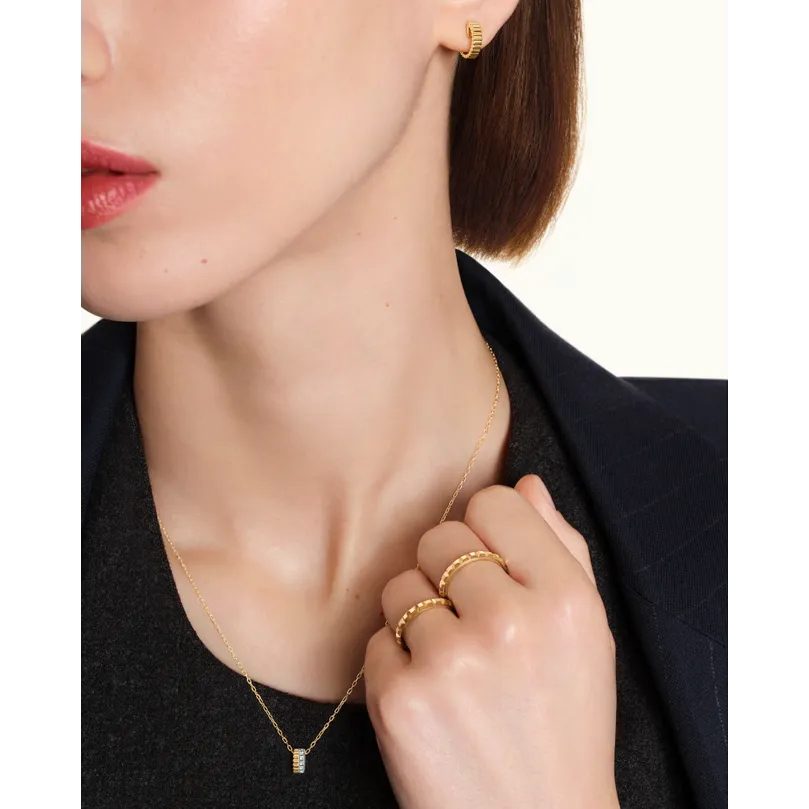 Gioiello in yellow and white gold Quatre Radiant Edition Mini Pendant Boucheron