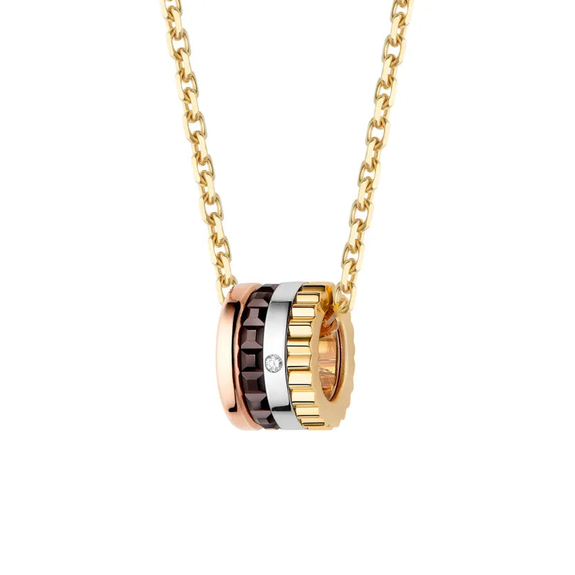 Gioiello in white, yellow, and rose gold Quatre Classique Pendant, XS motif Boucheron