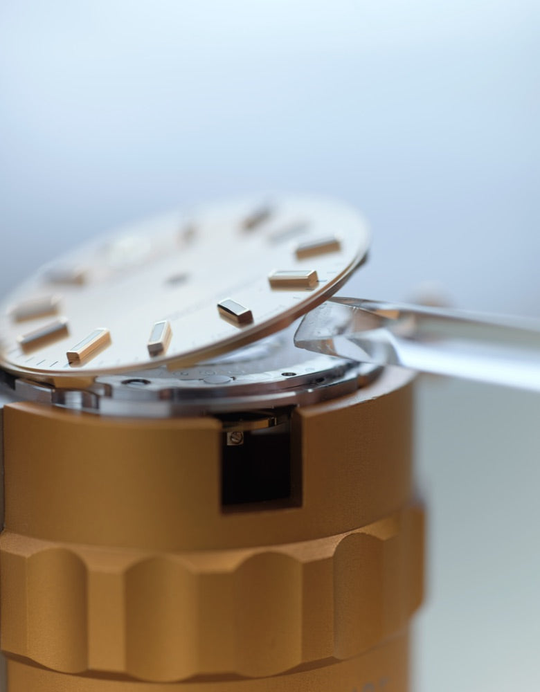 La procedura della revisione completa Rolex - Pisa 1940