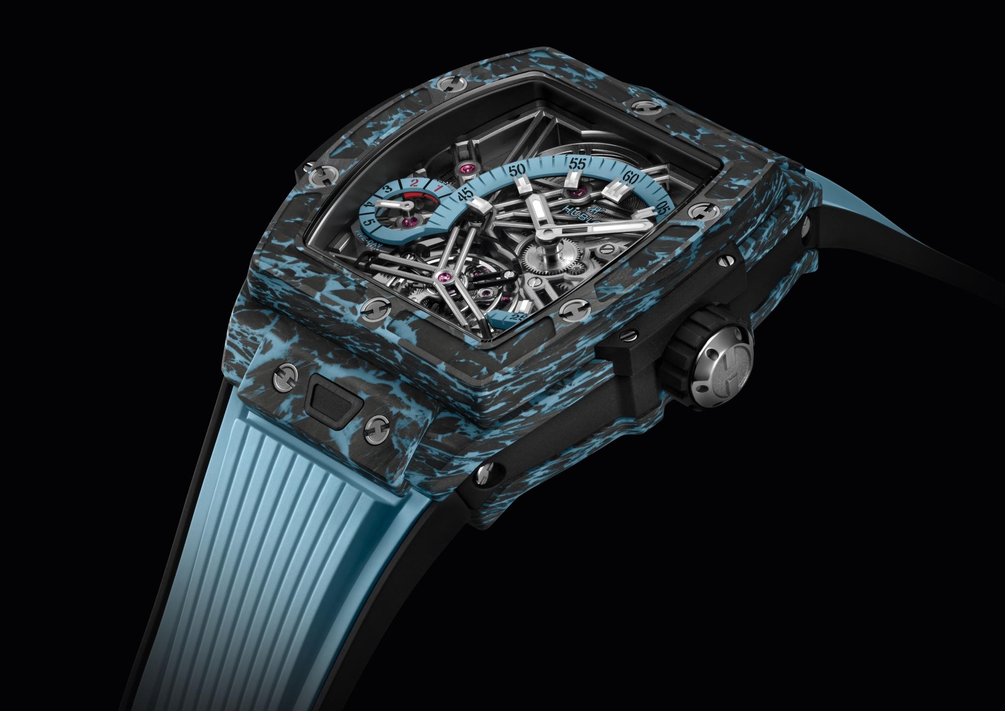 Spirit of Big Bang - Tourbillon Carbon Sky Blue3