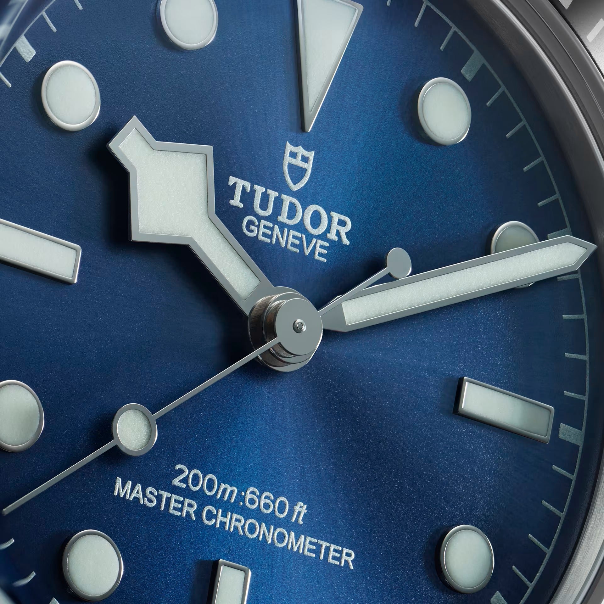 Orologio in acciaio Black Bay 68, 43 mm Tudor